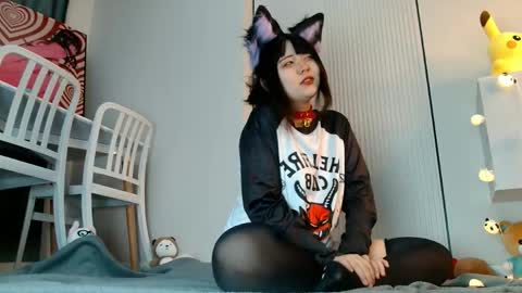 Snapshot of minji_snow chatting on June 7, 2026, 1:04 pm Minji online show from June 7, 2026, 1:04 pm