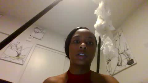 Snapshot of minniehunney chatting on December 3, 2024, 12:16 pm minniehunney online show from December 3, 2024, 12:16 pm