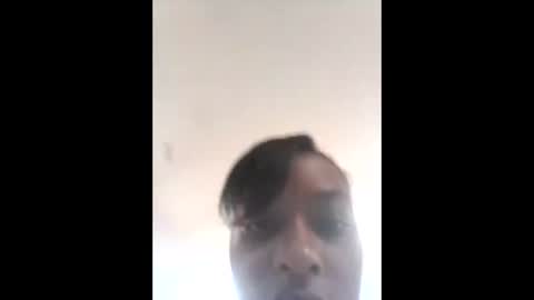 Snapshot of minniehunney chatting on February 7, 2025, 2:15 pm minniehunney online show from February 7, 2025, 2:15 pm