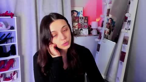 Snapshot of mipsymipson chatting on February 4, 2026, 8:31 am NEXT STREAM NOVEMBER 27282930 online show from February 4, 2026, 8:31 am