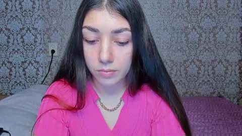 Snapshot of mira_bloempje chatting on November 30, 2025, 6:56 pm Mira online show from November 30, 2025, 6:56 pm