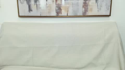mira_jade online show from June 3, 2026, 2:33 pm
