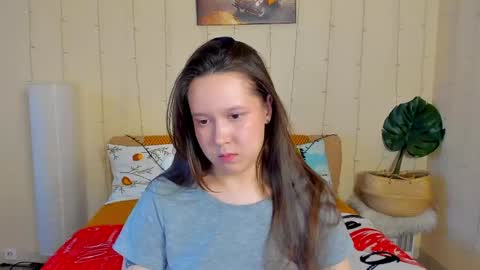 Mira online show from April 30, 2026, 3:02 am