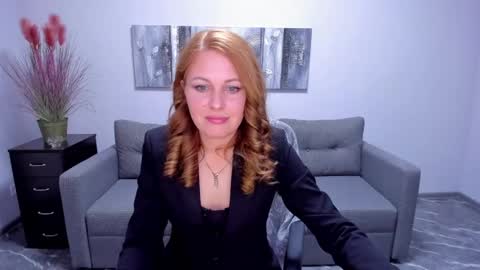 Snapshot of mira_whites chatting on February 20, 2025, 1:08 pm Mira online show from February 20, 2025, 1:08 pm