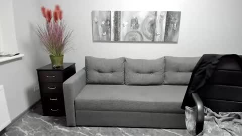 Snapshot of mira_whites chatting on March 2, 2025, 12:54 pm Mira online show from March 2, 2025, 12:54 pm