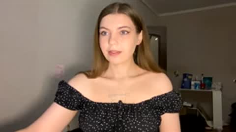 Mira  online show from January 11, 2026, 1:10 am