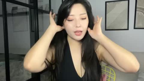 Snapshot of mirafloat chatting on November 5, 2025, 1:11 pm mirafloat online show from November 5, 2025, 1:11 pm