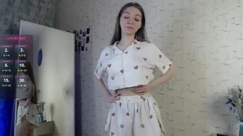 mirage1_ online show from November 2, 2025, 1:08 am