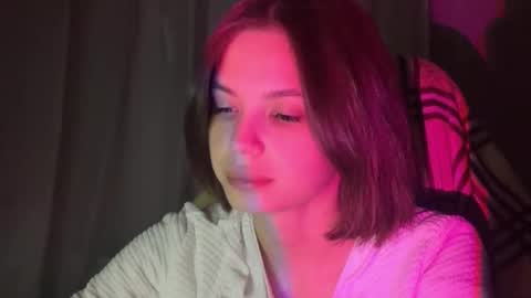MiraLaPics online show from April 26, 2026, 12:19 am