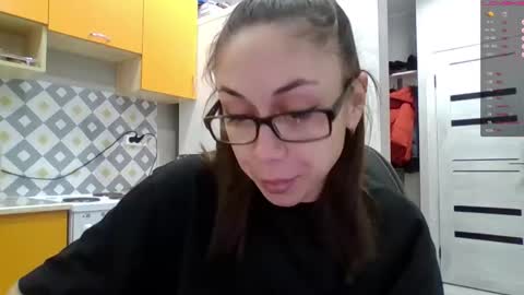 MIRANDA online show from November 21, 2025, 2:49 pm