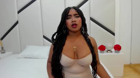 Snapshot of mirandaturbay chatting on October 28, 2025, 1:31 am M T online show from October 28, 2025, 1:31 am