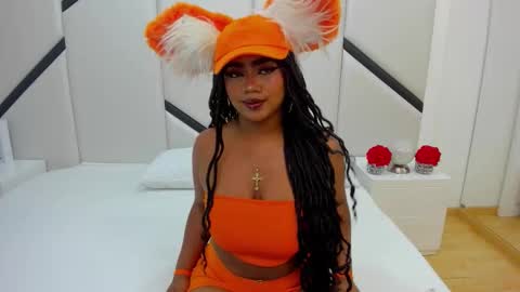 Snapshot of mirandaturbay chatting on November 1, 2025, 2:46 am M T online show from November 1, 2025, 2:46 am