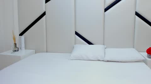 Snapshot of mirandaturbay chatting on November 4, 2025, 2:21 am M T online show from November 4, 2025, 2:21 am