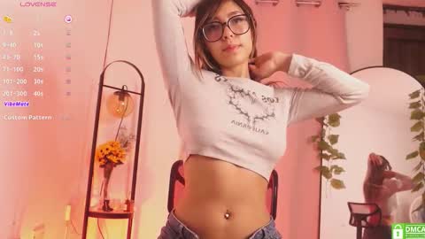 MIRANDA HERNANDEZ online show from March 10, 2026, 4:50 am