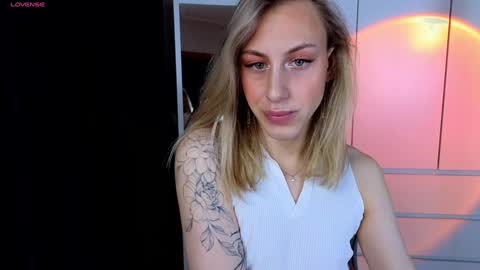 Snapshot of miraraid chatting on January 15, 2025, 10:17 am miraraid online show from January 15, 2025, 10:17 am