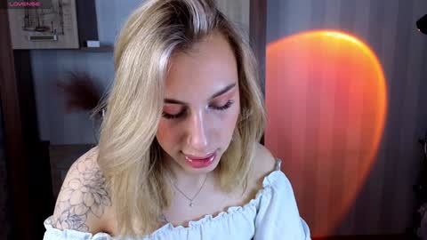 Snapshot of miraraid chatting on January 22, 2025, 2:26 am miraraid online show from January 22, 2025, 2:26 am