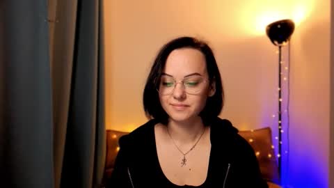 Snapshot of miraskyy chatting on November 2, 2025, 5:26 pm MiraSkyy online show from November 2, 2025, 5:26 pm