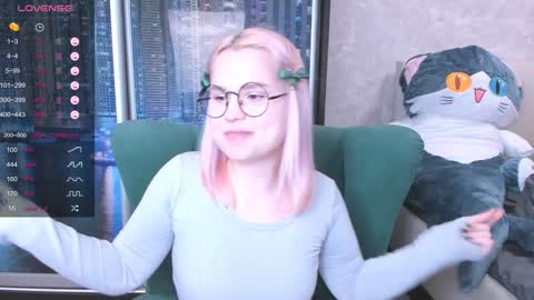 Snapshot of miray_kuriyama chatting on January 12, 2025, 1:11 am Kira online show from January 12, 2025, 1:11 am