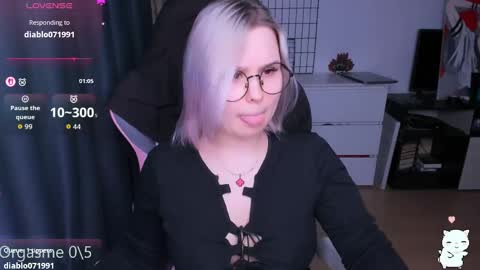 Kira online show from April 6, 2026, 7:15 pm