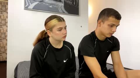 Snapshot of mirelcouple chatting on February 10, 2026, 10:08 am mirelcouple online show from February 10, 2026, 10:08 am