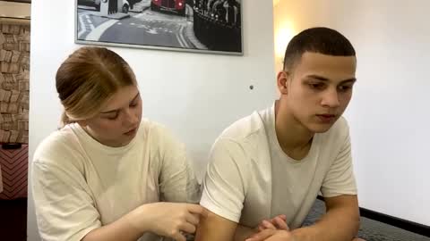 Snapshot of mirelcouple chatting on April 11, 2026, 9:46 am mirelcouple online show from April 11, 2026, 9:46 am