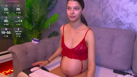 Snapshot of miriamjo chatting on October 28, 2025, 1:58 pm Miriam online show from October 28, 2025, 1:58 pm