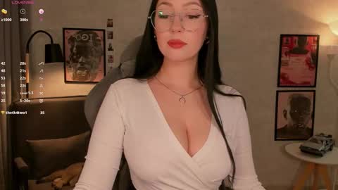 Miroslava online show from January 8, 2026, 5:43 am