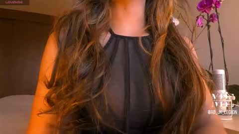 Snapshot of mis_elizabeth chatting on March 1, 2026, 3:58 pm Eliza online show from March 1, 2026, 3:58 pm