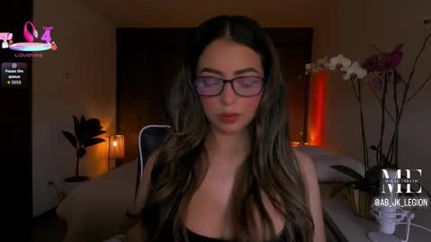 Snapshot of mis_elizabeth chatting on March 2, 2026, 1:18 pm Eliza online show from March 2, 2026, 1:18 pm