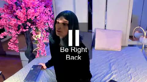     online show from February 20, 2026, 12:49 pm