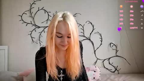 MisaMew online show from February 24, 2026, 8:12 am