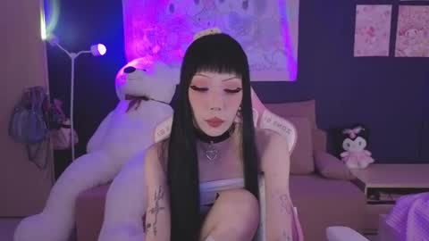 Misa Sakurai online show from December 21, 2025, 3:08 pm