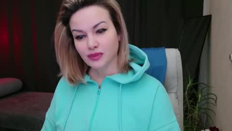 Snapshot of mishamilf chatting on March 12, 2025, 8:51 am Misha online show from March 12, 2025, 8:51 am