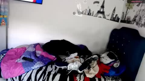 Nicol online show from January 18, 2026, 2:43 pm