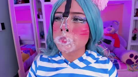 Megan online show from May 5, 2026, 9:56 pm