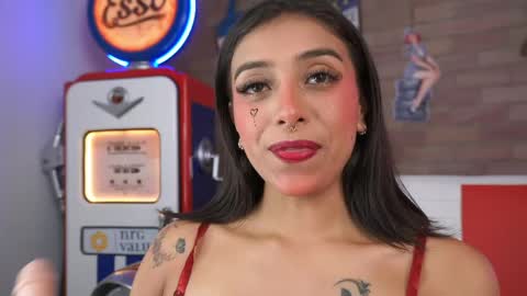 Sabrina online show from April 16, 2026, 5:58 pm