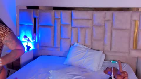 Miss Abigail  online show from November 26, 2025, 3:57 pm