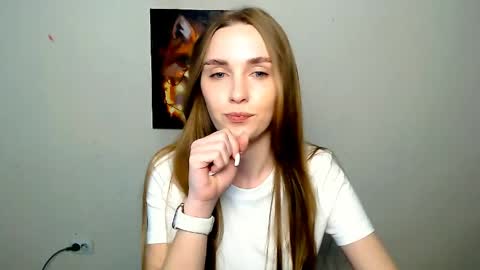 Angelina online show from May 6, 2026, 6:19 am