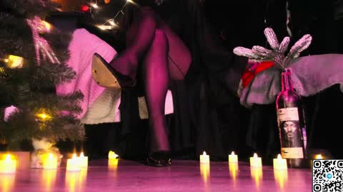 Snapshot of miss_asmodeus chatting on December 5, 2024, 8:11 pm missAsmodeus online show from December 5, 2024, 8:11 pm