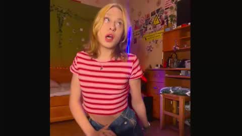 Snapshot of miss_barbie1 chatting on February 5, 2026, 4:11 pm Anya online show from February 5, 2026, 4:11 pm