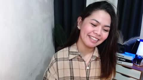 Briella online show from December 15, 2025, 1:21 am