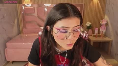 miss_devil_s online show from March 4, 2026, 3:01 am