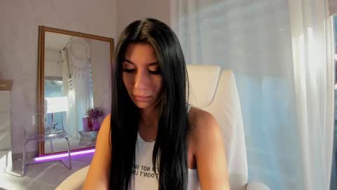 Snapshot of miss_diamond__ chatting on September 21, 2025, 6:04 am miss_diamond__ online show from September 21, 2025, 6:04 am