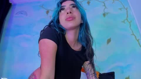 Snapshot of miss_evans_ chatting on October 23, 2025, 9:41 am miss_evans_ online show from October 23, 2025, 9:41 am