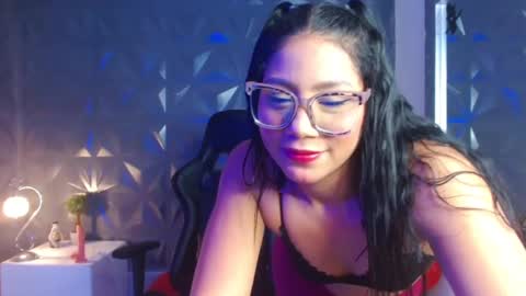 miss_honey1 online show from February 7, 2025, 11:45 pm