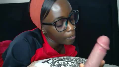 SensuElle  WHAT I DONT SHOW HERE... YOULL ONLY SEE IN PRIVATE  online show from February 9, 2026, 6:28 am