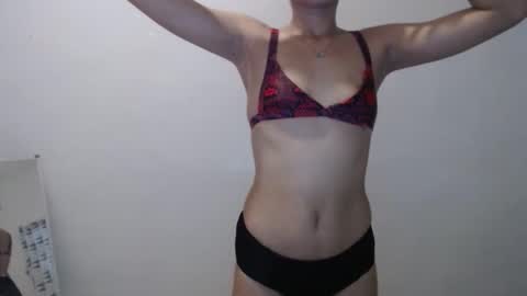 Snapshot of miss_janex chatting on November 27, 2025, 9:39 pm Hey is me aubses online show from November 27, 2025, 9:39 pm