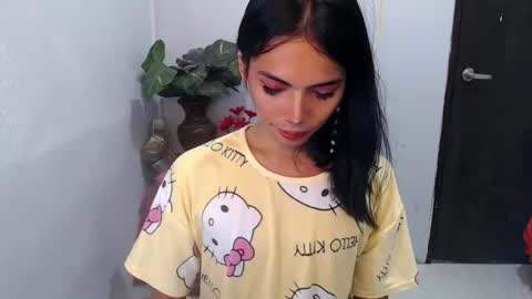 julie online show from April 7, 2026, 7:03 pm