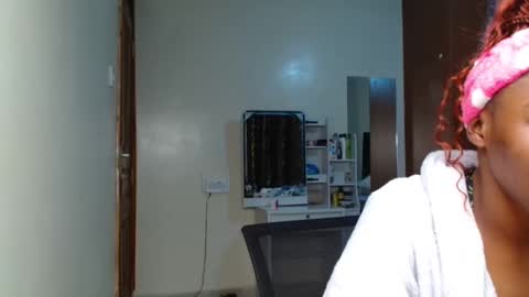 Snapshot of miss_kiarrafit chatting on December 3, 2024, 11:02 pm Miss Kiarrafit online show from December 3, 2024, 11:02 pm