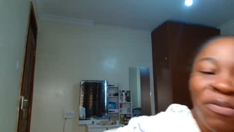 Snapshot of miss_kiarrafit chatting on December 8, 2024, 9:46 am Miss Kiarrafit online show from December 8, 2024, 9:46 am